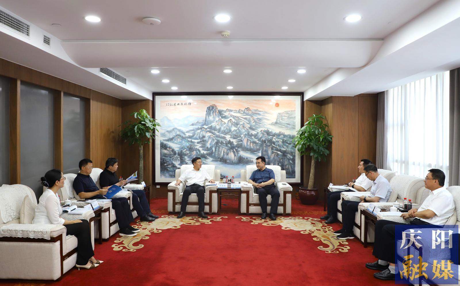 黃澤元帶隊(duì)赴湖南建投集團(tuán)考察對(duì)接項(xiàng)目