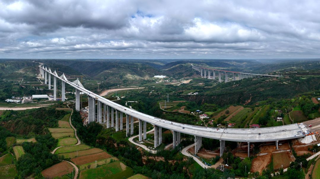 【非凡“十四五”  奮進(jìn)新慶陽】產(chǎn)業(yè)引領(lǐng)提能級(jí) 奮楫揚(yáng)帆向未來——合水縣“十四五”高質(zhì)量發(fā)展綜述